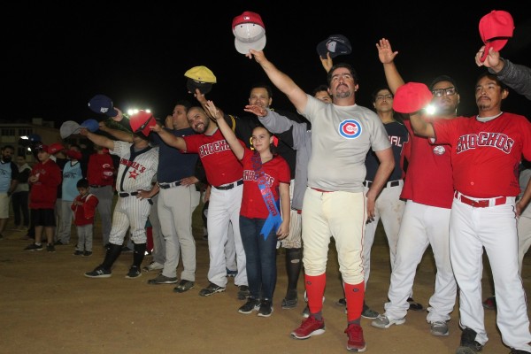Disparan doblete al inaugurar la Liga Municipal Sabatina de Beisbol