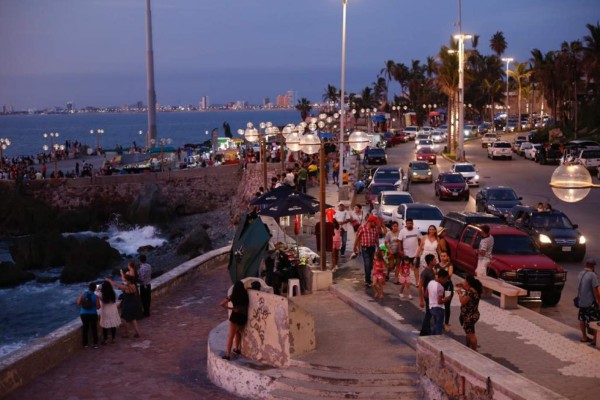 De jornada violenta, de Morena en Sinaloa y de espectaculares de Mazatlán, de las noticias para esta mañana