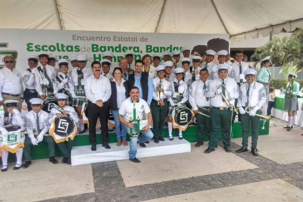 Gana Cobaes 42 de Escuinapa Estatal de Bandas de Guerra