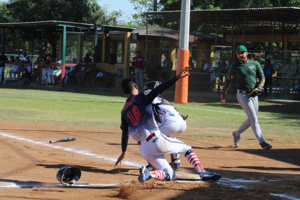 Tigres de Siqueros saca la garra en la Liga de Beisbol Instruccional