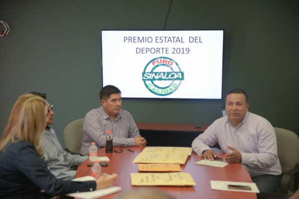 Eligen en el ISDE a jurado para el Premio Estatal del Deporte