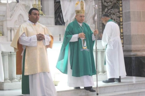 Es reelección una opción: Obispo de Mazatlán