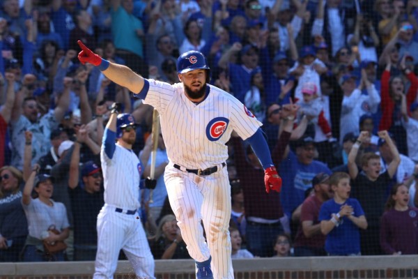 Cachorros de Chicago sellan remontada con sencillo de oro de David Bote