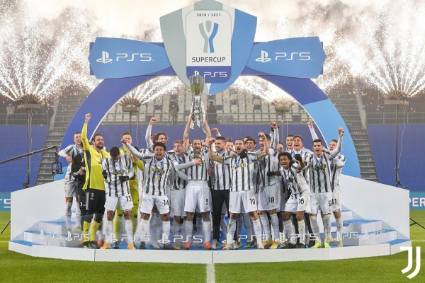 Juventus celebra su primer título de la temporada. Foto: Twitter @juventusfc