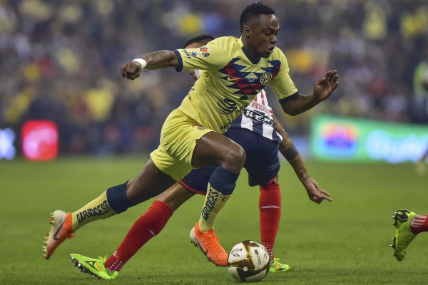 Renato Ibarra desmiente haber agredido a su esposa