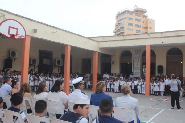 Infraestructura educativa de Mazatlán está olvidada: Alcalde