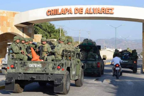Golpean e interrogan a periodista en Guerrero
