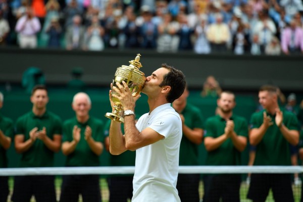 Federer se reafirma como el más grande al ganar su octavo título de Wimbledon