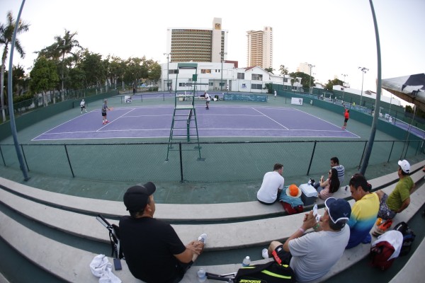 Emocionantes juegos hubo este sábado en el Torneo de Tenis Ruko’s Bowl 2018.