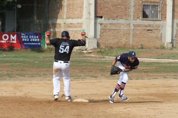 Jugos y Licuados El Naranjo exprime a Alianza de Pulmonías