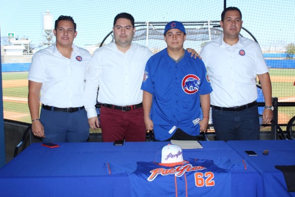 Va a Chicago un 'cachorro' de Mazatlán