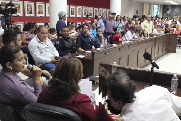 Va Cabildo de Mazatlán por reglamento de transparencia