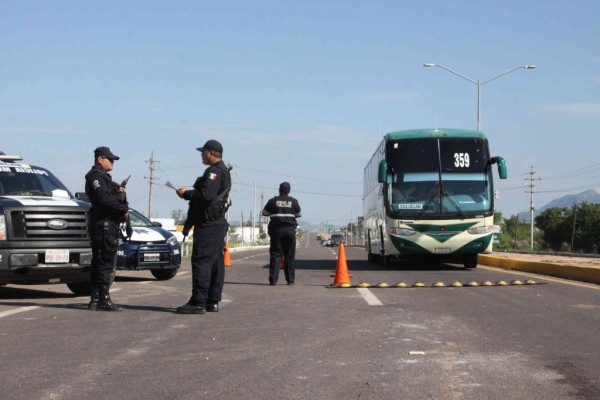 Urgen a reforzar seguridad en carreteras de Sinaloa