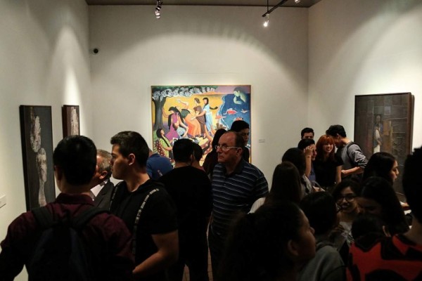 Las exposiciones reúnen arte figurativo, abstracto, en pintura y escultura.