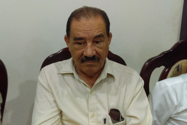 Van dos detenidos en veda de camarón