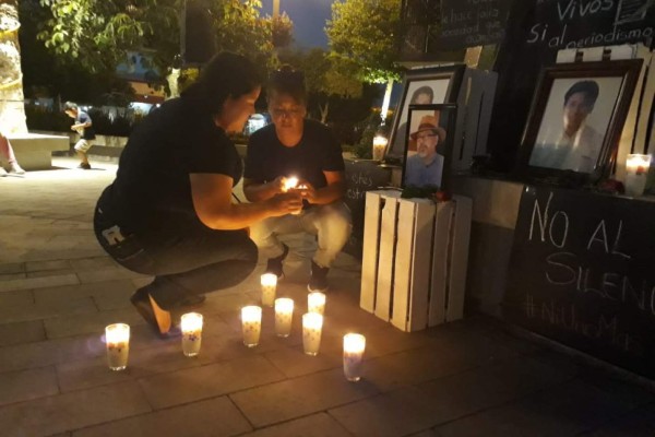 Se suman en Escuinapa a las manifestaciones en memoria de Javier Valdez