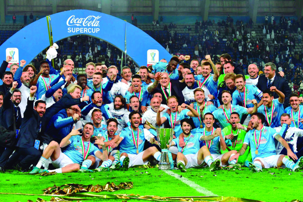 La Lazio sumó su quinto título de Supercopa de Italia.