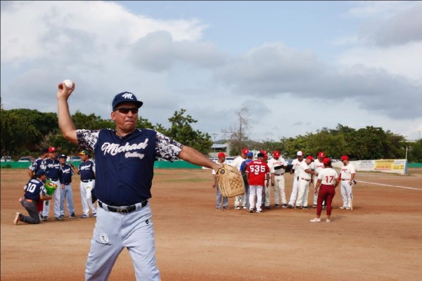 La Liga de Beisbol de Eco Taxis Verdes 2019 celebra su ceremonia de inauguración