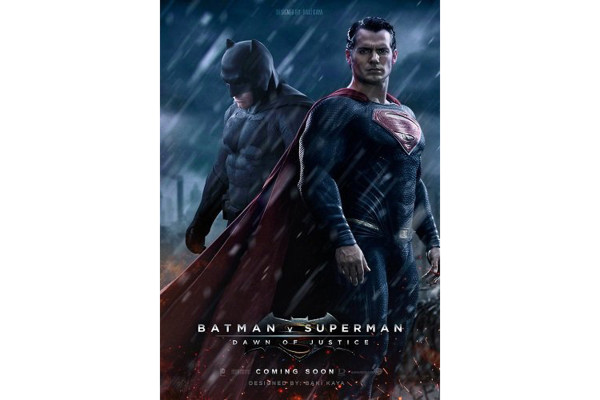 Cae recaudación de ‘Batman V Superman’