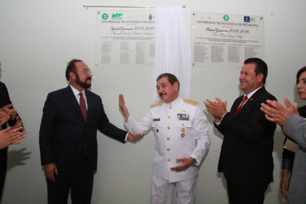 Almirante originario de Escuinapa es nombrado Subsecretario de Marina