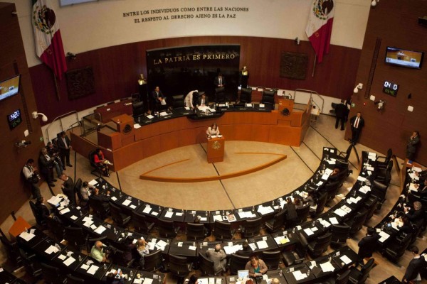 VERIFICADO 2018: Candidatos van contra el artículo 102 para elegir Fiscal General