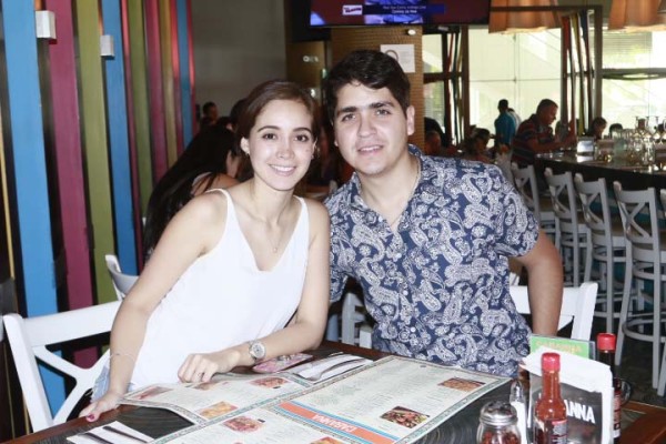 Claudia Martínez y Mauricio Díaz.