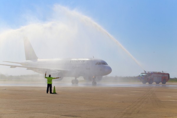 Inauguran el vuelo Monterrey-Mazatlán, de Volaris