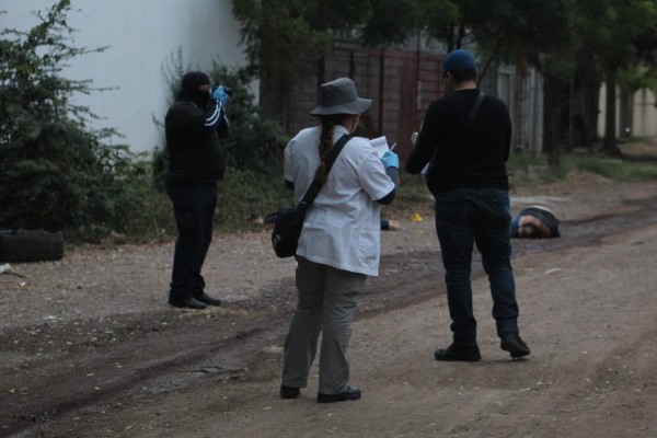 Encuentras asesinados a dos hombres en la colonia Miguel de la Madrid en Culiacán