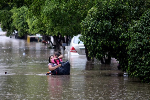 Lluvias en Sinaloa dejan 3 muertos y 3 desaparecidos