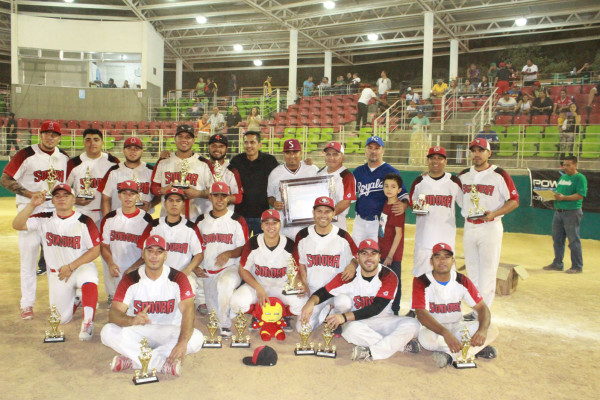 Es Sonora el rey en Campeonato Nacional de softbol