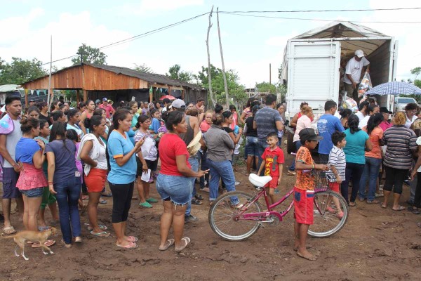 Desplaza violencia a 30 familias en San Ignacio