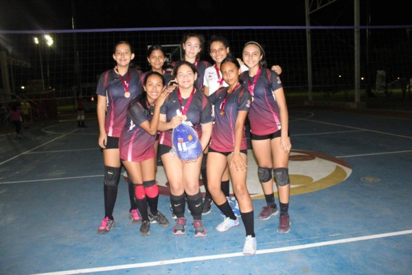 Venadas no la tuvo fácil, pero se lleva la corona.