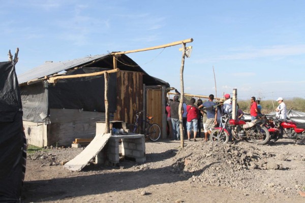 Desplazados por la violencia necesitan apoyo para regularizar terrenos