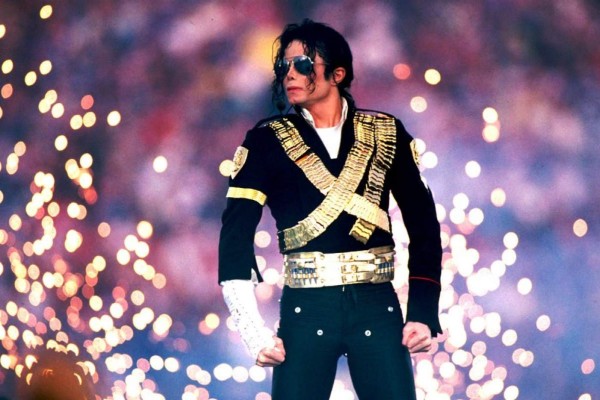 Es Michael Jackson un millonario de ultratumba