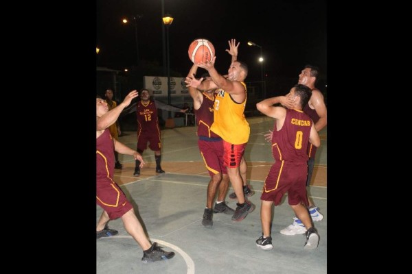 Preparan nuevo torneo en la cancha del parque Los Mangos de la Colonia Burócrata