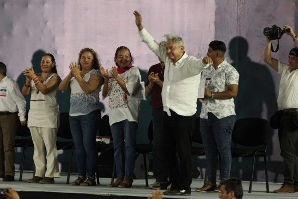 Se normaliza abasto de gasolina: López Obrador
