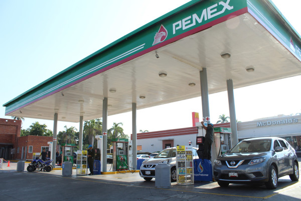 Desmiente Pemex que vayan a subir precios de gasolina... a fin de año