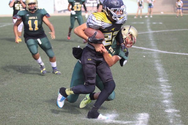 Halcones recibe a Jaguares de Tepic.