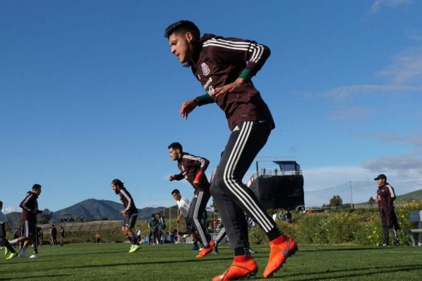 La selección mexicana se mide esta noche a Chile. (Foto: @miseleccionmx)