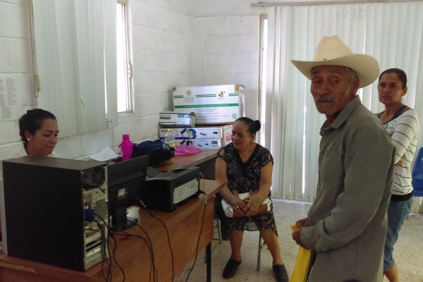 Invitan a registrar huertos de mangos