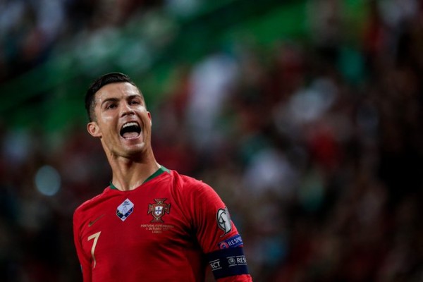 Cristiano Ronaldo anota en el triunfo de Portugal. (Foto: Twitter @UEFAEURO)