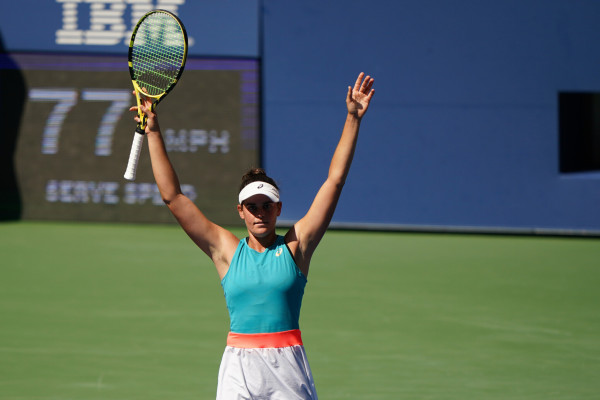 Jennifer Brady se convierte en la primera semifinalista del US Open luego de derrotar a Yulia Putintseva