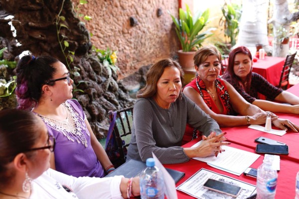Aparenta autoridad que está dando orden de protección a mujeres, acusa Colectivo de Mujeres Activas por Sinaloa
