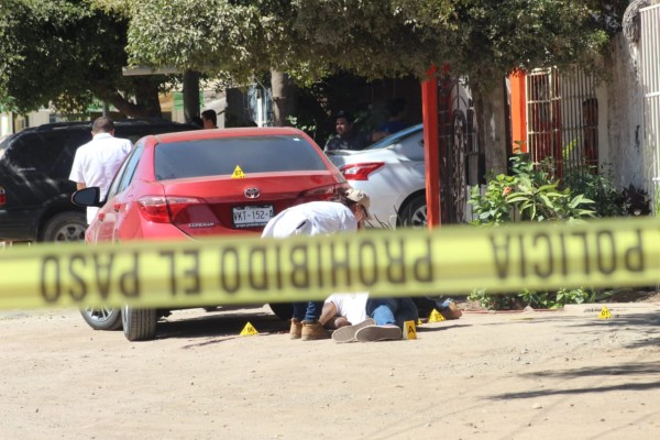 En Culiacán, atacan a balazos a dos en la Toledo Corro; muere uno y el otro queda lesionado