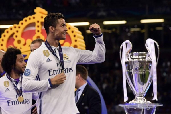 Sin Cristiano, Real Madrid presenta nuevo uniforme