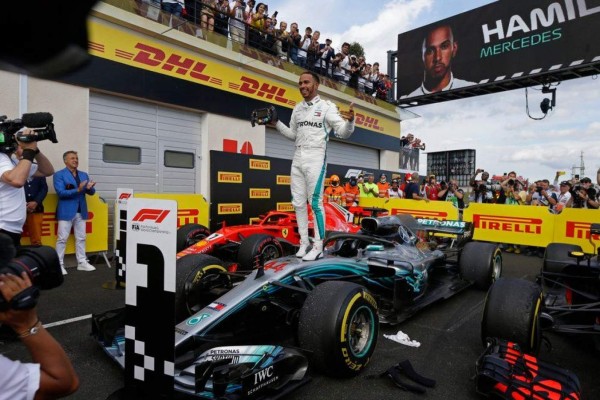 Triunfa Lewis Hamilton en Francia y retoma la punta en la Fórmula Uo