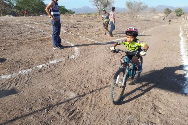 El evento reunió a competidores de 3 a 14 años.