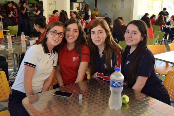 Rebeca Ramos, Paulina Aréchiga, Paulina Vázquez y Kathya Angulo.