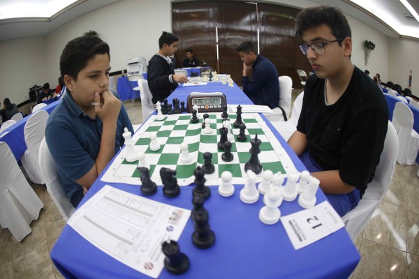 Los participantes dan lo mejor de sí para colocarse en la mejor posición.