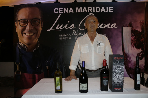 En Cayenna prueban las delicias del vino